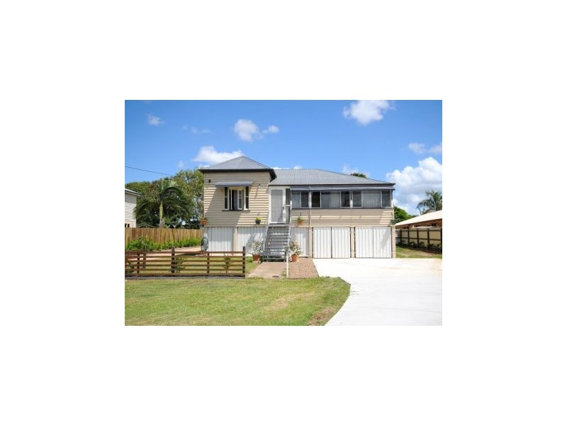 12 New Street, Maryborough QLD 4650