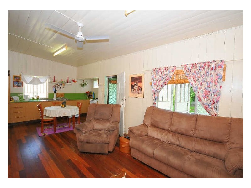 38 Ferry Lane, Maryborough QLD 4650