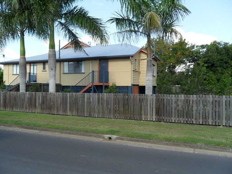 2/272 Albert Street, Maryborough QLD 4650