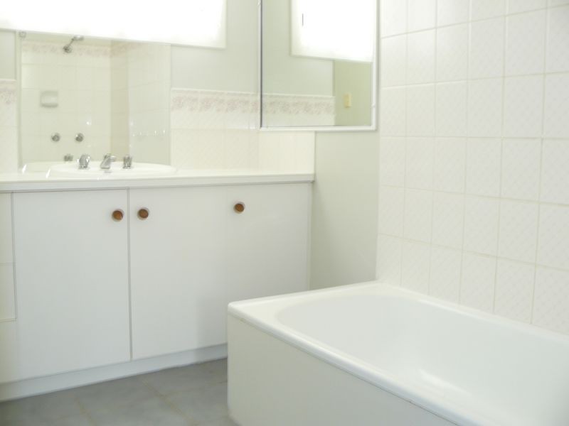 161 Owanyilla Road, Tiaro QLD 4650