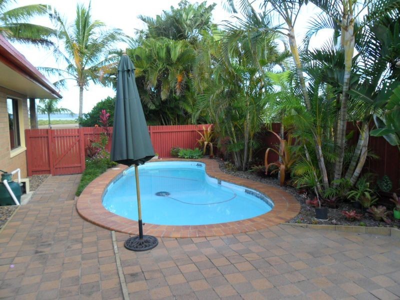 1 Alfred Street, Maaroom QLD 4650