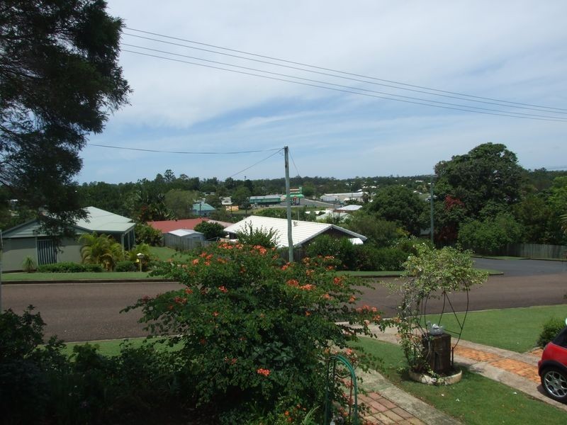 4 High Street, Tinana QLD 4650