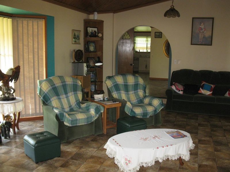 9 Gympie Street, Torbanlea QLD 4662