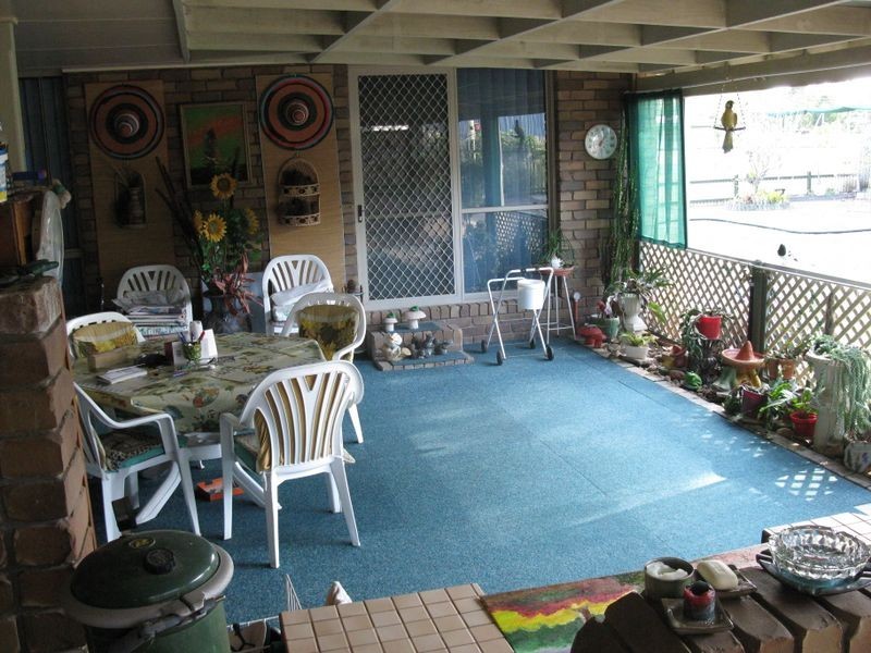 9 Gympie Street, Torbanlea QLD 4662