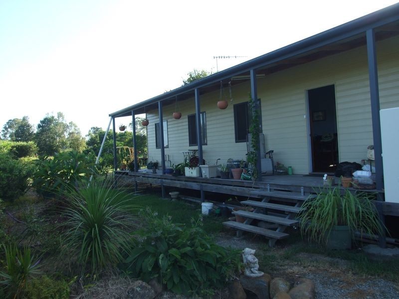 11-13 Tiaro Street, Tiaro QLD 4650