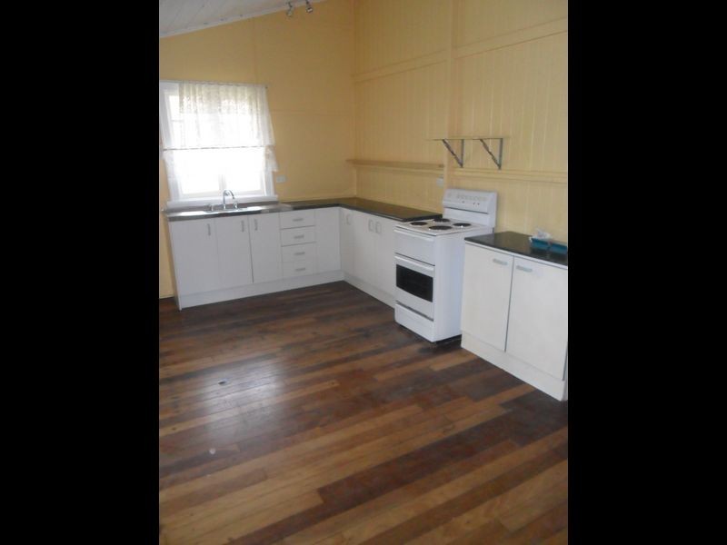 24 March Street, Maryborough QLD 4650