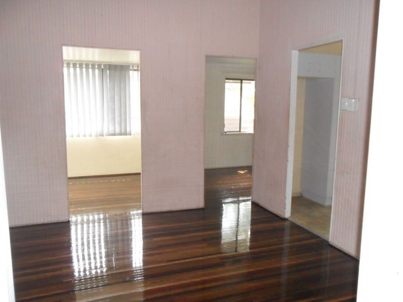 9 Odessa Street, Granville QLD 4650