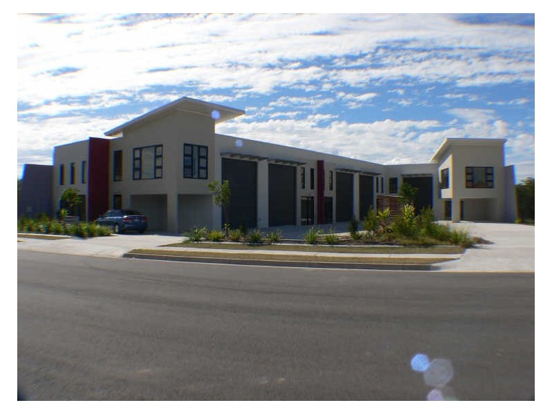 Unit 2/33 Enterprise Circuit, Maryborough QLD 4650