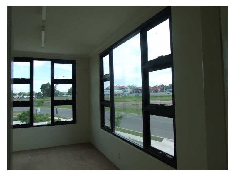 Unit 1/33 Enterprise Circuit, Maryborough West QLD 4650