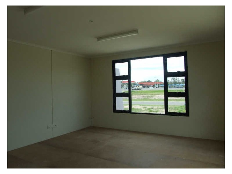 Unit 5/33 Enterprise Circuit, Maryborough West QLD 4650
