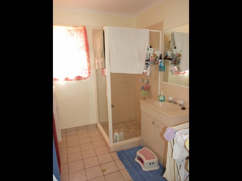 9 Ross Street, Maryborough QLD 4650
