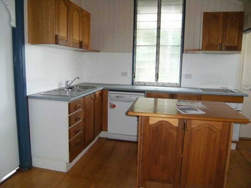 157-159 Cambridge Street, Granville QLD 4650