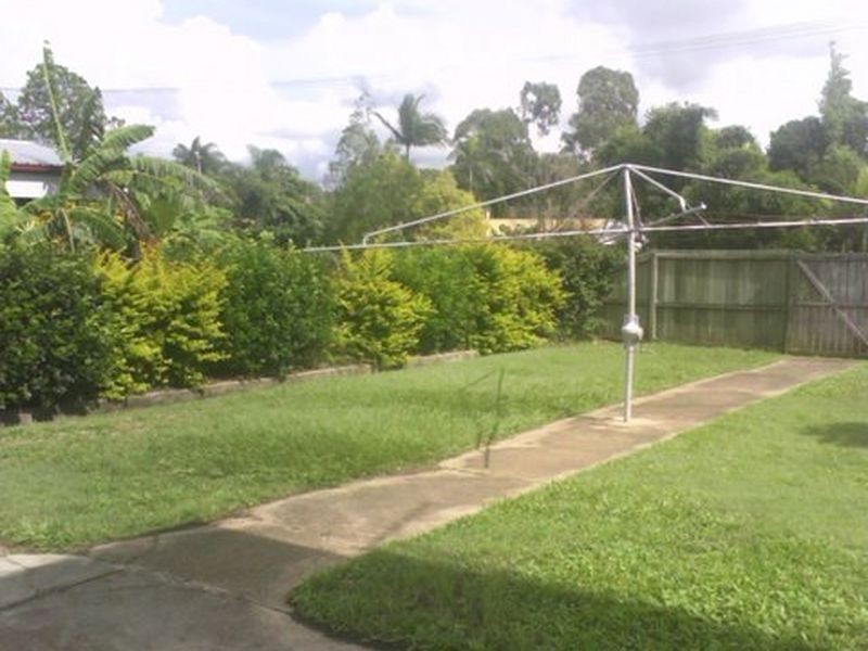 157-159 Cambridge Street, Granville QLD 4650