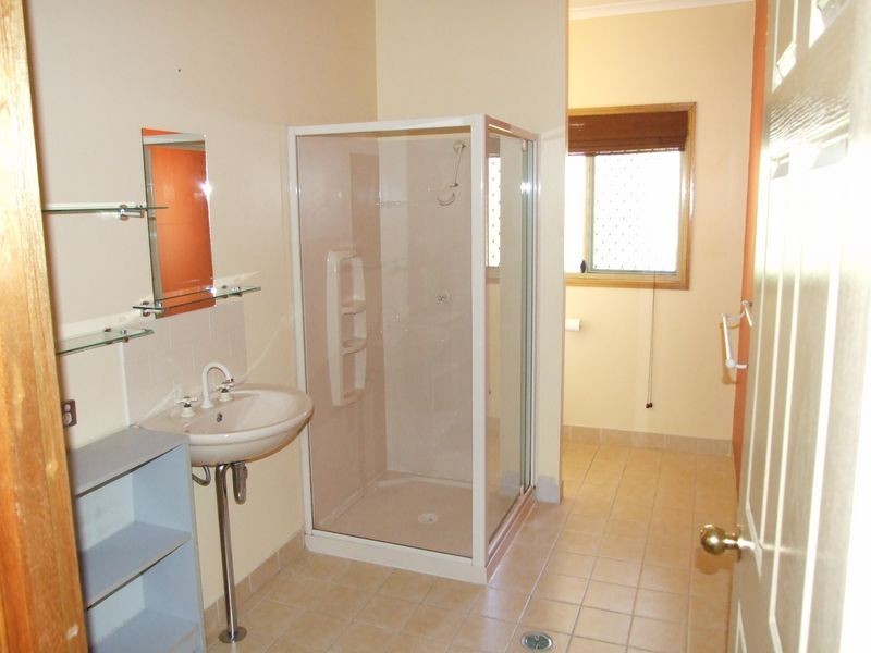 72 Brugh Street, Aldershot QLD 4650