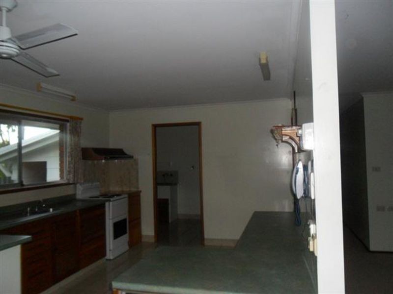 39 Puller Street, Granville QLD 4650