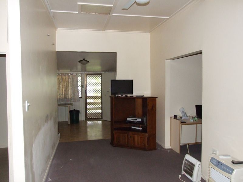 11 Brennan Ave, Maryborough QLD 4650
