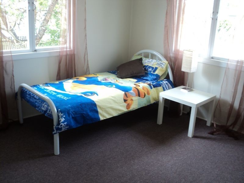 156 Cambridge Street, Granville QLD 4650