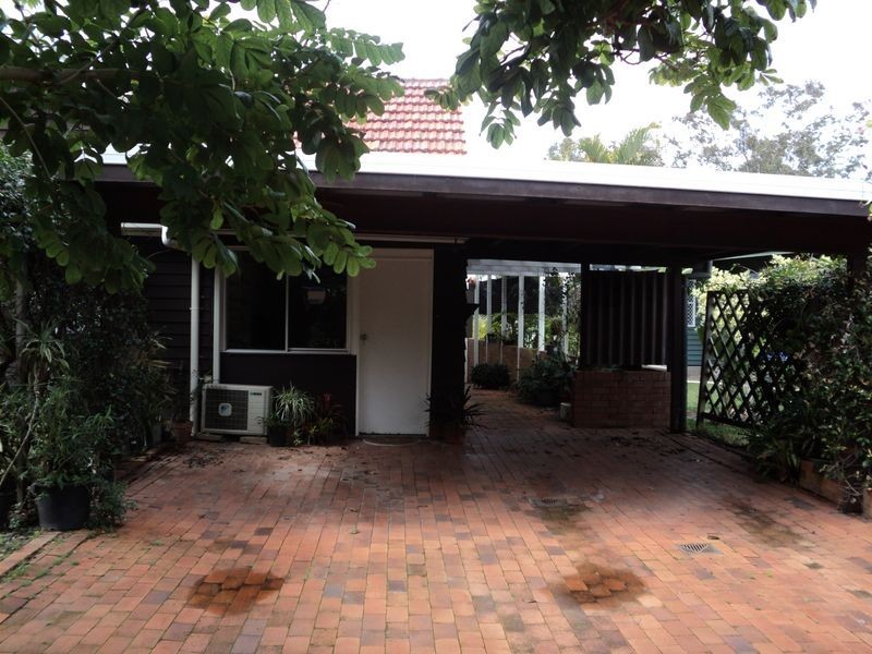 327 Lennox Street, Maryborough QLD 4650