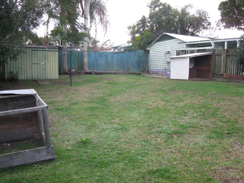 2 Crimmens Street, Maryborough QLD 4650