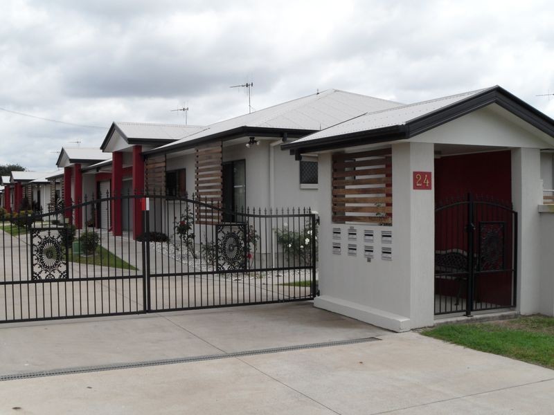 2/24 Wolseley Street, Granville QLD 4650