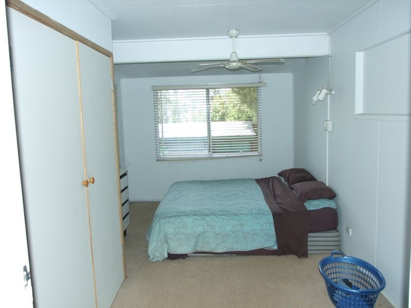 4 Robertson Street, Boonooroo QLD 4650