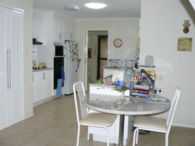 21 Jocelyn Parade, Granville QLD 4650