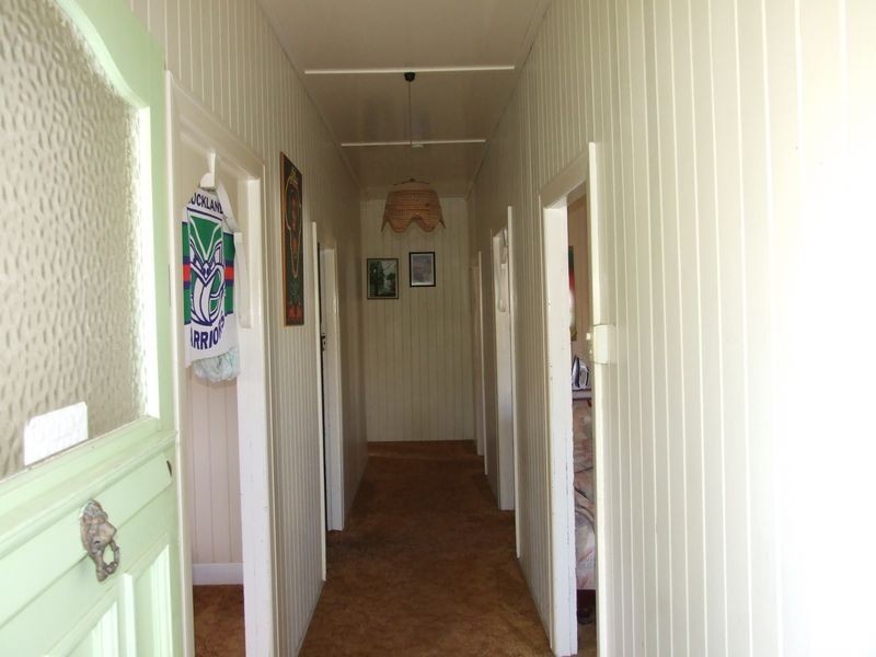 26 Blackbourn, Granville QLD 4650