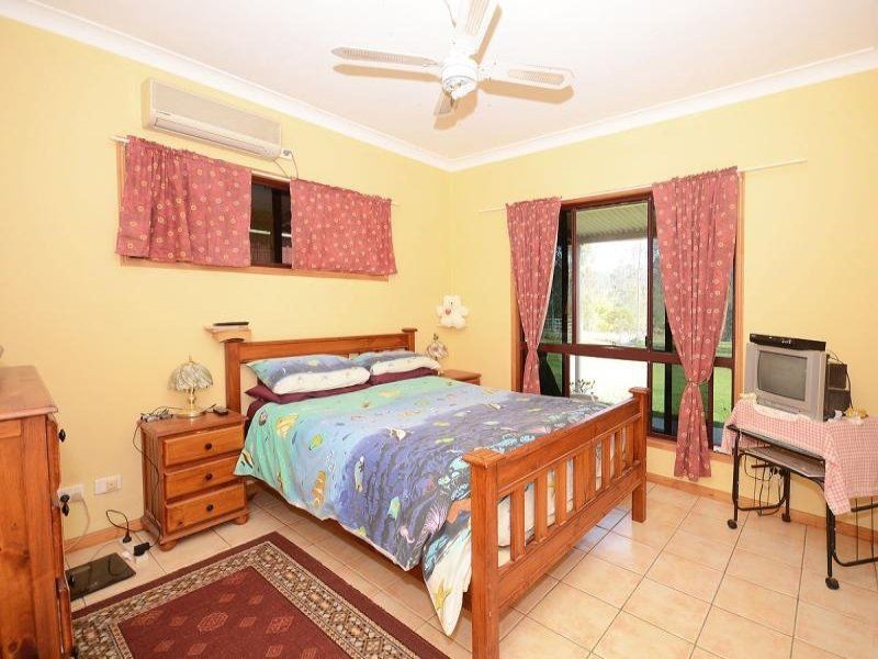 46 Royal Oak Rd, Tiaro QLD 4650