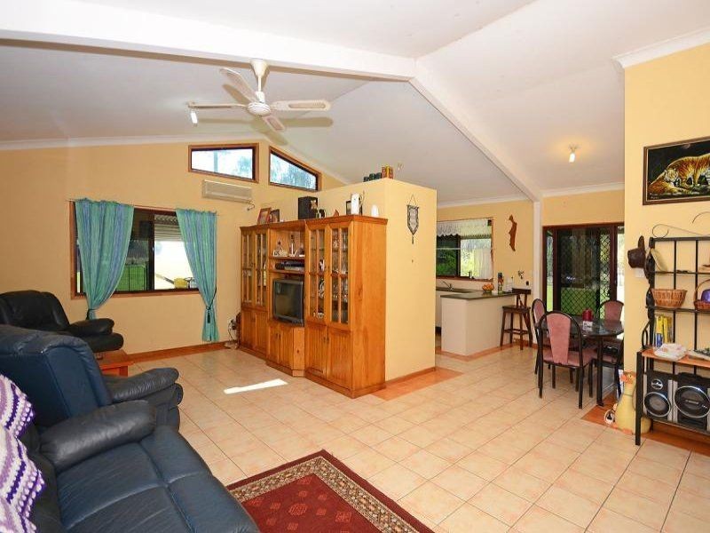 46 Royal Oak Rd, Tiaro QLD 4650