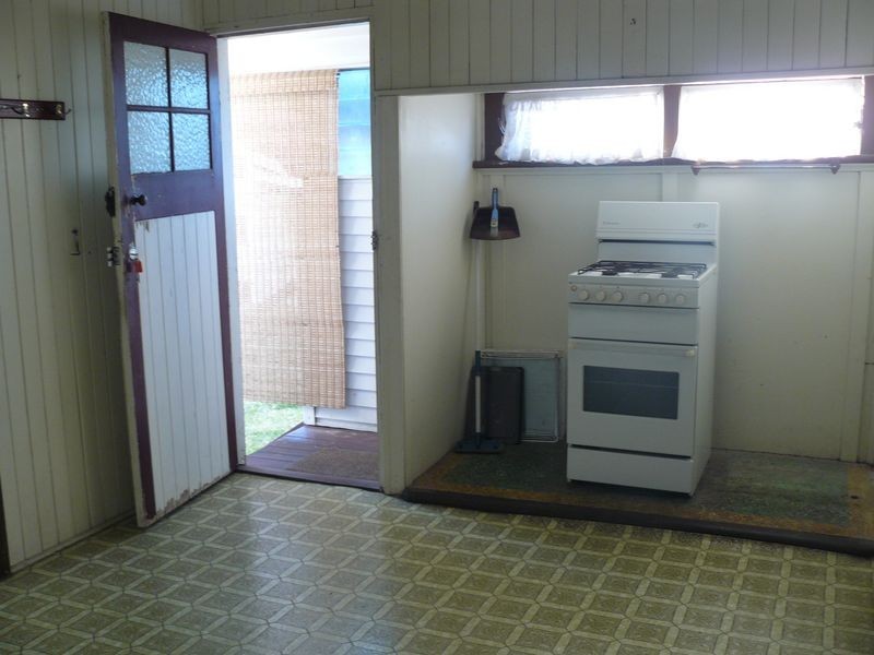 174 Ferry Street, Maryborough QLD 4650