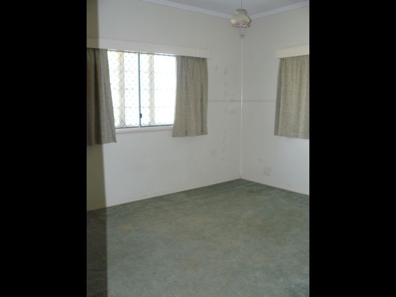 35 Aberdeen Ave, Maryborough QLD 4650