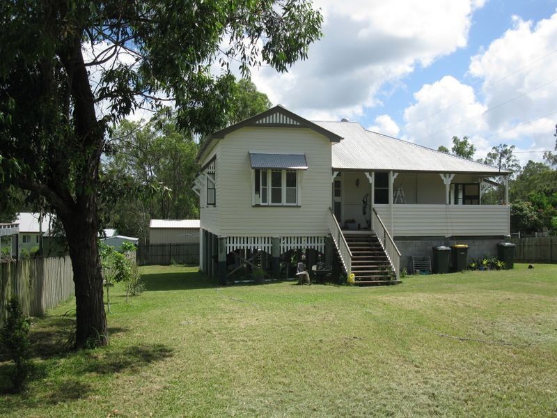 12 Walter Street, Tiaro QLD 4650