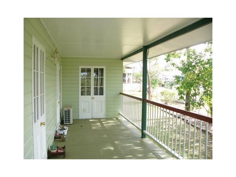9 Gee Street, Tiaro QLD 4650