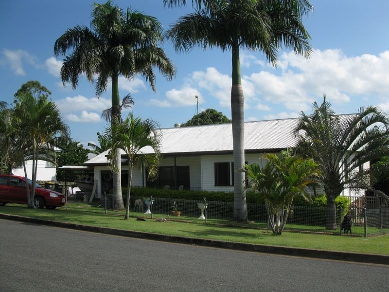 14 Bashford Street, Maryborough QLD 4650