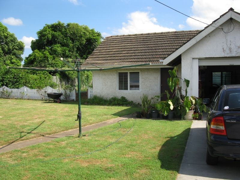 6 Ashton Street, Maryborough QLD 4650