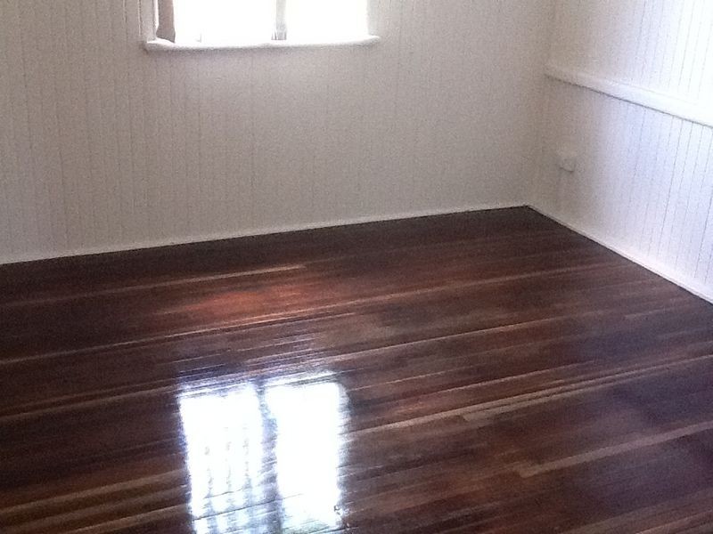 114 Cambridge Street, Granville QLD 4650