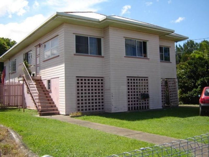 30 Richmond Street, Maryborough QLD 4650