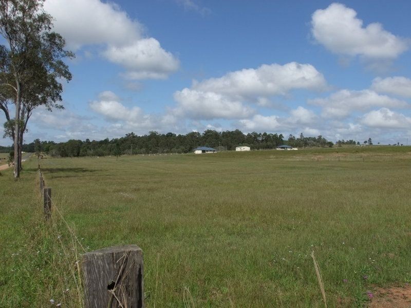 6 Jones Road East, Mungar QLD 4650