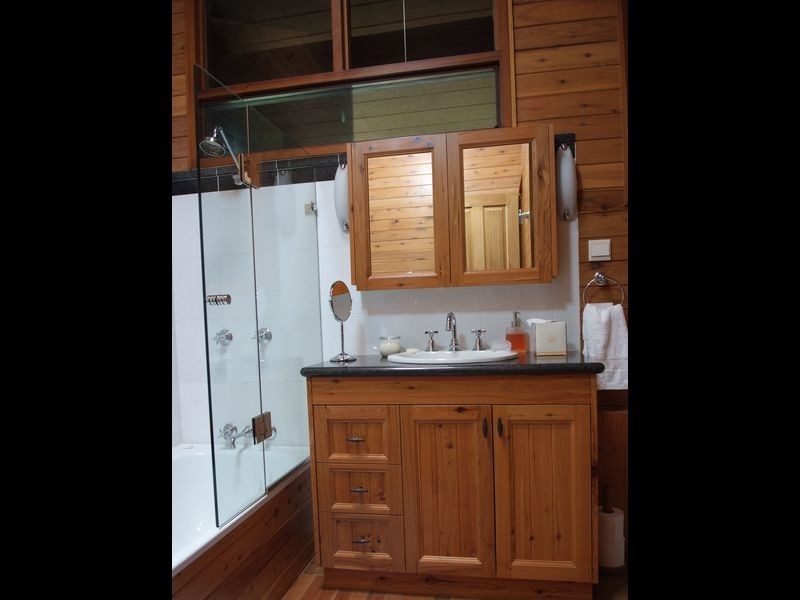 6 McLaughlin Road, Tinana QLD 4650