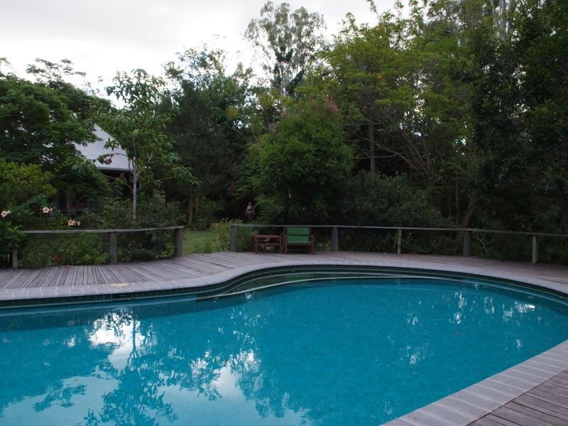 6 McLaughlin Road, Tinana QLD 4650