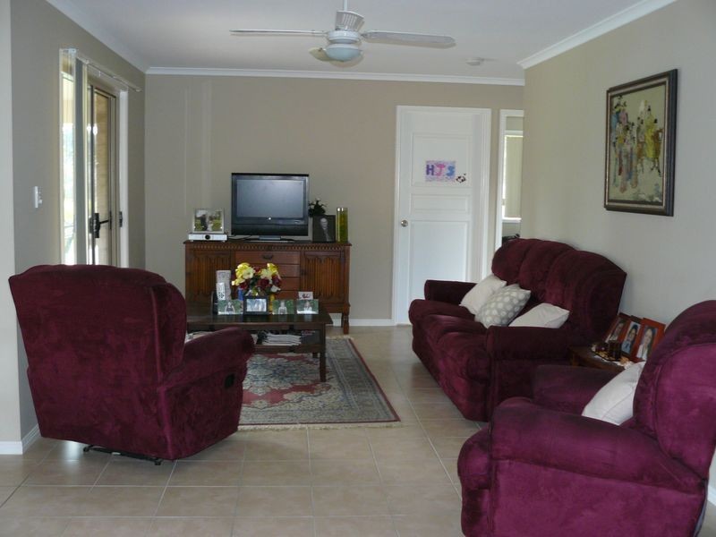 69 Lamerton Drive, Tinana QLD 4650