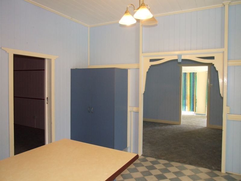 18 Eaton St, Brooweena QLD 4620