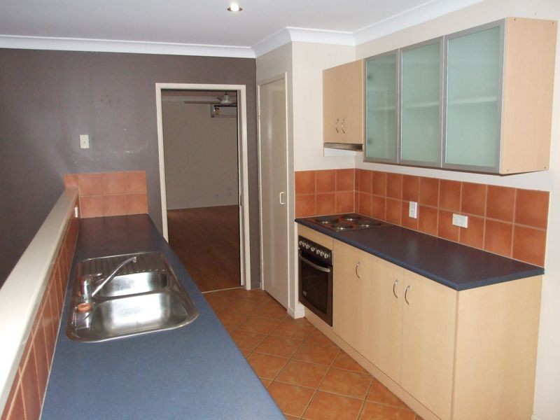 74 Lenthall Street, Aldershot QLD 4650