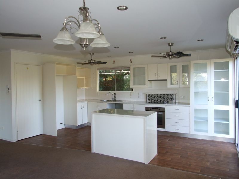 1 Smith Ave, Tiaro QLD 4650