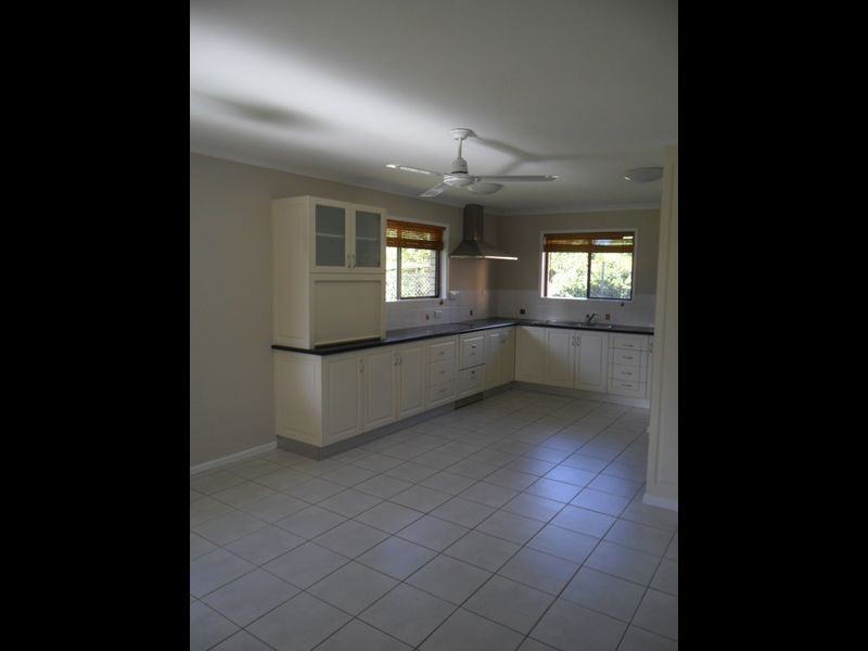 33 La Frantz Drive, Tinana QLD 4650