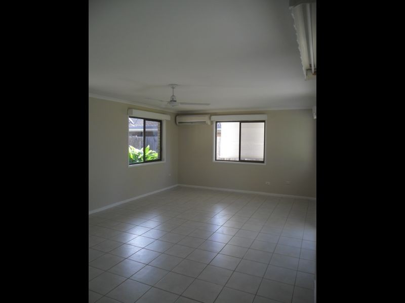 33 La Frantz Drive, Tinana QLD 4650