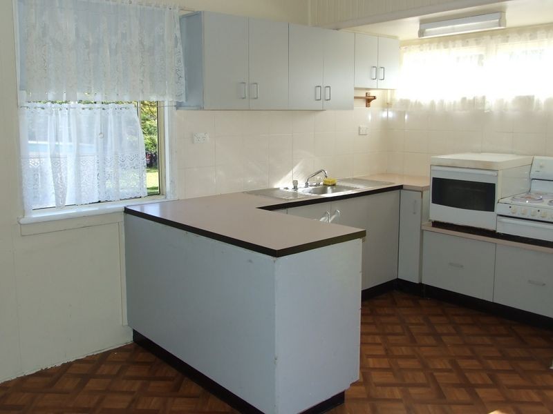 116 Cambridge Street, Granville QLD 4650