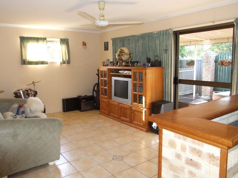 30 Crown Street, Maryborough QLD 4650