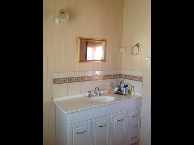 8 Nuneaton Street, Maryborough QLD 4650