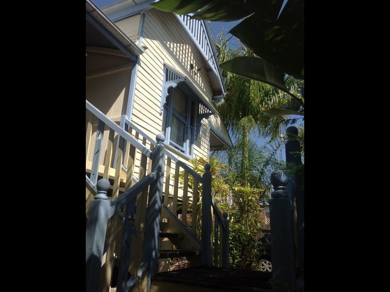 8 Nuneaton Street, Maryborough QLD 4650